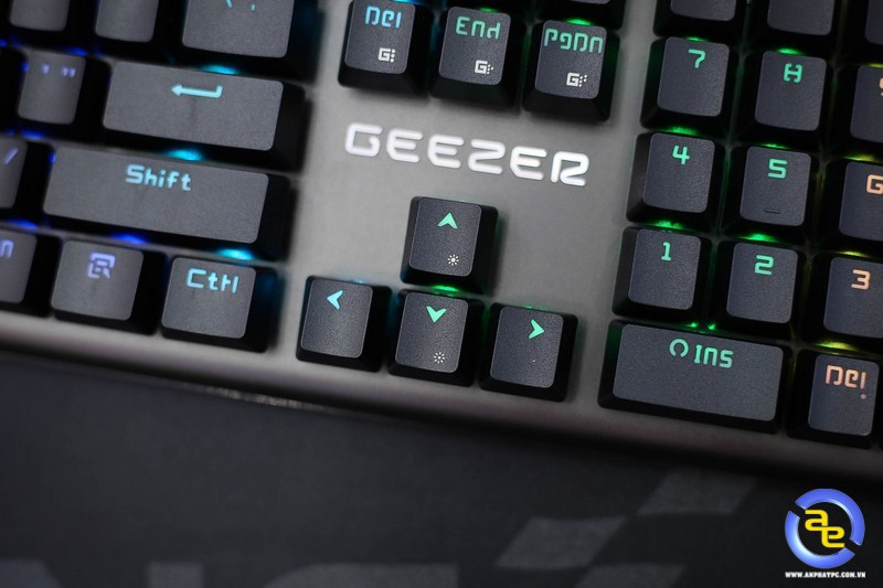 phím chỉnh cường độ sáng Geezer GS2 RGB