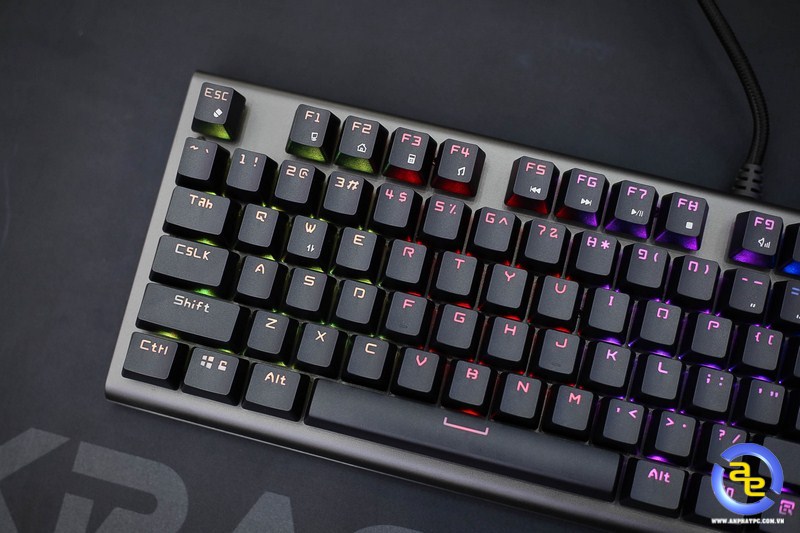 Geezer GS2 RGB vô địch trong tầm giá