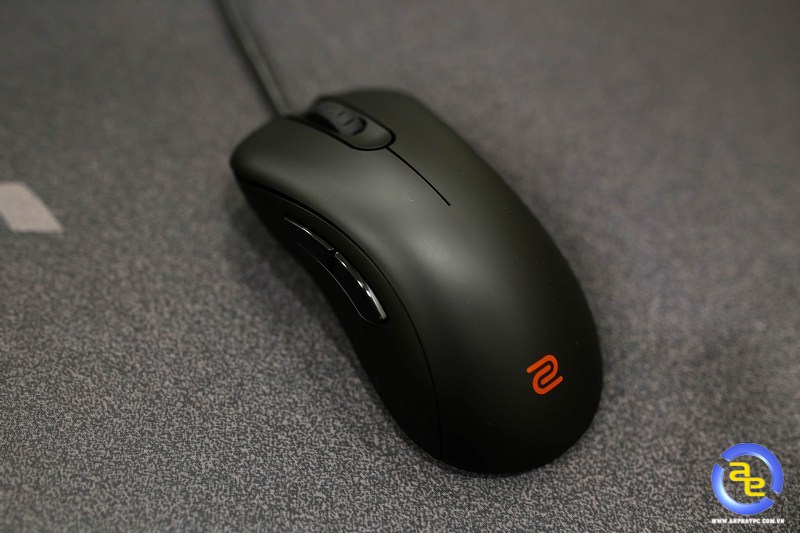 Zowie EC2