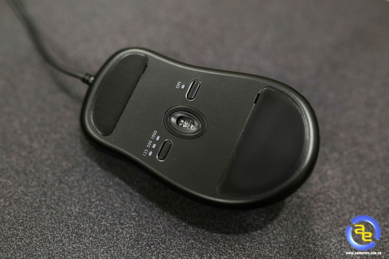 Zowie EC2