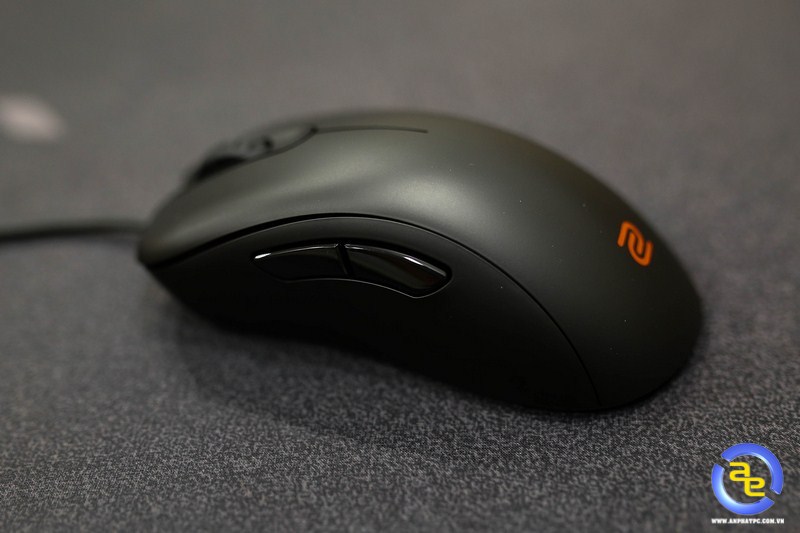 Zowie EC2