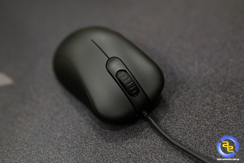 Zowie EC2